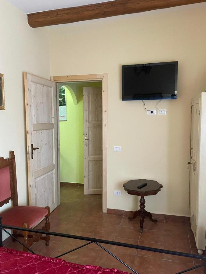 Appartamentino Di Corso Umberto รอนชิโญเน ภายนอก รูปภาพ